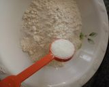 A picture of step 2 of Eggless pancake😍.