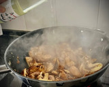 Foto del paso 6 de la receta: Spaghetti con grelos y shiitakes