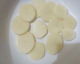 बटाटा भजी (Batata Bhajji Recipe In Marathi) रेसिपी स्टेप 1 फोटो 