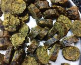 कुरकुरीत कोथिंबीर वडी (Kothimbir Vadi Recipe In Marathi) रेसिपी स्टेप 1 फोटो 