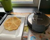 Hình bước làm 4 của món Waffle