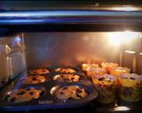 Foto langkah ke 4 dari resep Banana Raisin Muffin.