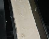 Foto del paso 3 de la receta: Tarta con flan dulce (Torta con Quesillo)