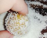 Foto del paso 3 de la receta: Bombones con restos de bizcochuelos