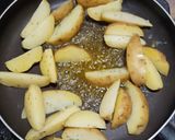 Foto langkah ke 2 dari resep Potato Wedges.