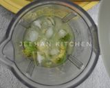 Gambar langkah 2 resipi Avocado Juice.