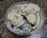 รูปขั้นตอนการทำที่ 1 ของ ไข่เจียวหอยนางรม