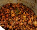 A picture of step 5 of Red Chana Masala Stew.