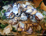 Foto del paso 5 de la receta: Acelgas con almejas y especias