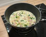 Foto del paso 7 de la receta: Wok de garbanzos con calabacín y jamón dulce en salsa camembert