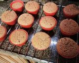Foto del paso 7 de la receta: Muffins de Cacao con glasé de Yogur, Nueces y Azafrán
