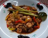 Foto langkah ke 6 dari resep Udang pedas asam-manis.