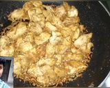 A picture of step 4 of Peri peri pizza without oven.