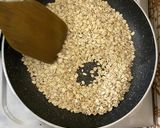 A picture of step 1 of Masala Oats.