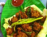 A picture of step 4 of Yam/suran pakodas.