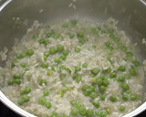 Foto del paso 8 de la receta: Risotto de guisantes con sabor a Asturias