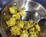 A picture of step 9 of Methi Gota.