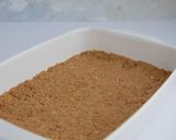 A picture of step 3 of Frozen strawberry dessert.