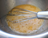 Foto del paso 1 de la receta: Tortilla cuadrada de berenjena y queso