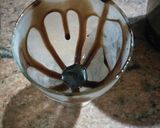 A picture of step 5 of Bourbon-Nutella Icecream Shake.