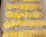 Foto del paso 1 de la receta: Tarta artesana de tortilla de patatas con lomo y queso