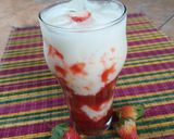 Foto langkah ke 5 dari resep Korean Strawberry Milk.