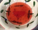 Une image de l'étape 3 de Crevettes aux poivrons rouges,rhubarbe et aneth.
