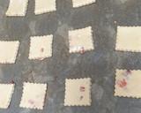 Foto del paso 2 de la receta: Galletas saladas (aceitunas, bacon, amapola, jamón)