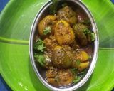 A picture of step 8 of Brinjal potato stuffed sabji.