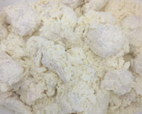 Foto langkah ke 4 dari resep Chicken Popcorn.