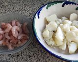 Foto del paso 2 de la receta: Ensaladilla con gambas al ajillo🦐🧄