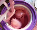 Foto del paso 3 de la receta: Helado de frutilla fácil