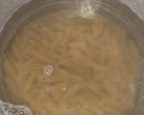 Foto del paso 1 de la receta: Penne al laurel con parmesano 🍃