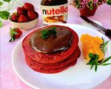 A picture of step 5 of Red Velvet Pancakes with Nutella.