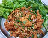 A picture of step 3 of Crispy Chicken with Spicy Salad.
