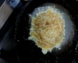 A picture of step 6 of Noodles Pan Kabab.