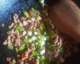 Foto langkah ke 3 dari resep Cilok Kuah Pedas Balungan (Isi Telur Puyuh, Sosis, Ayam Pedas).