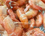 Foto langkah ke 2 dari resep Udang Saus Mentega.