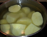 Foto del paso 1 de la receta: Pastel de patata con huevo