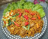 Foto langkah ke 8 dari resep Mie Goreng Tek-tek 🍝.
