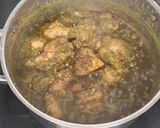 A picture of step 10 of Chicken hara masala.
