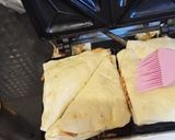 A picture of step 5 of Pizza sandwiches.
