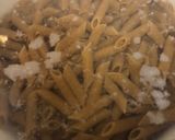 Foto del paso 1 de la receta: Macarrones integrales con salsa cremosa champiñones