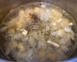 Joghurtos medvehagyma krémleves recept fázis 1 fotója