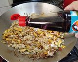 Foto langkah ke 5 dari resep Nasi Goreng Daur Ulang.