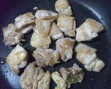 A picture of step 3 of Simmered Pumpkin and Chicken Thighs in Broth.