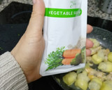 Foto del paso 5 de la receta: Alcachofas con navajuelas en salsa verde