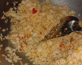Foto langkah ke 3 dari resep Nasi goreng jawa ala aku.