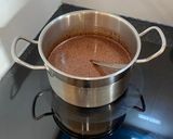 Hình bước làm 2 của món Chocolate Syrup (Socola si rô)