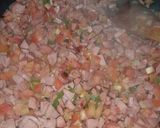 A picture of step 4 of Salchica a la mexicana.